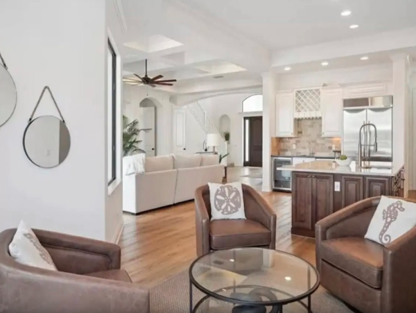 Impressive Five Bedroom  Coastal Retreat with Private Pool in Marco Island